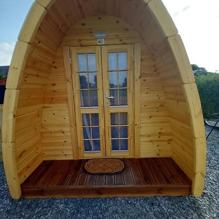Pen Y Buarth Pod - Caravan Site เคอร์นาวอน ภายนอก รูปภาพ